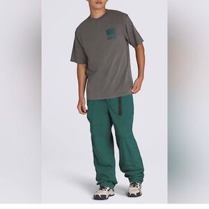 Vans MTE Trek Guide Pants Mountain Edition Green Woven NWT Men’s new